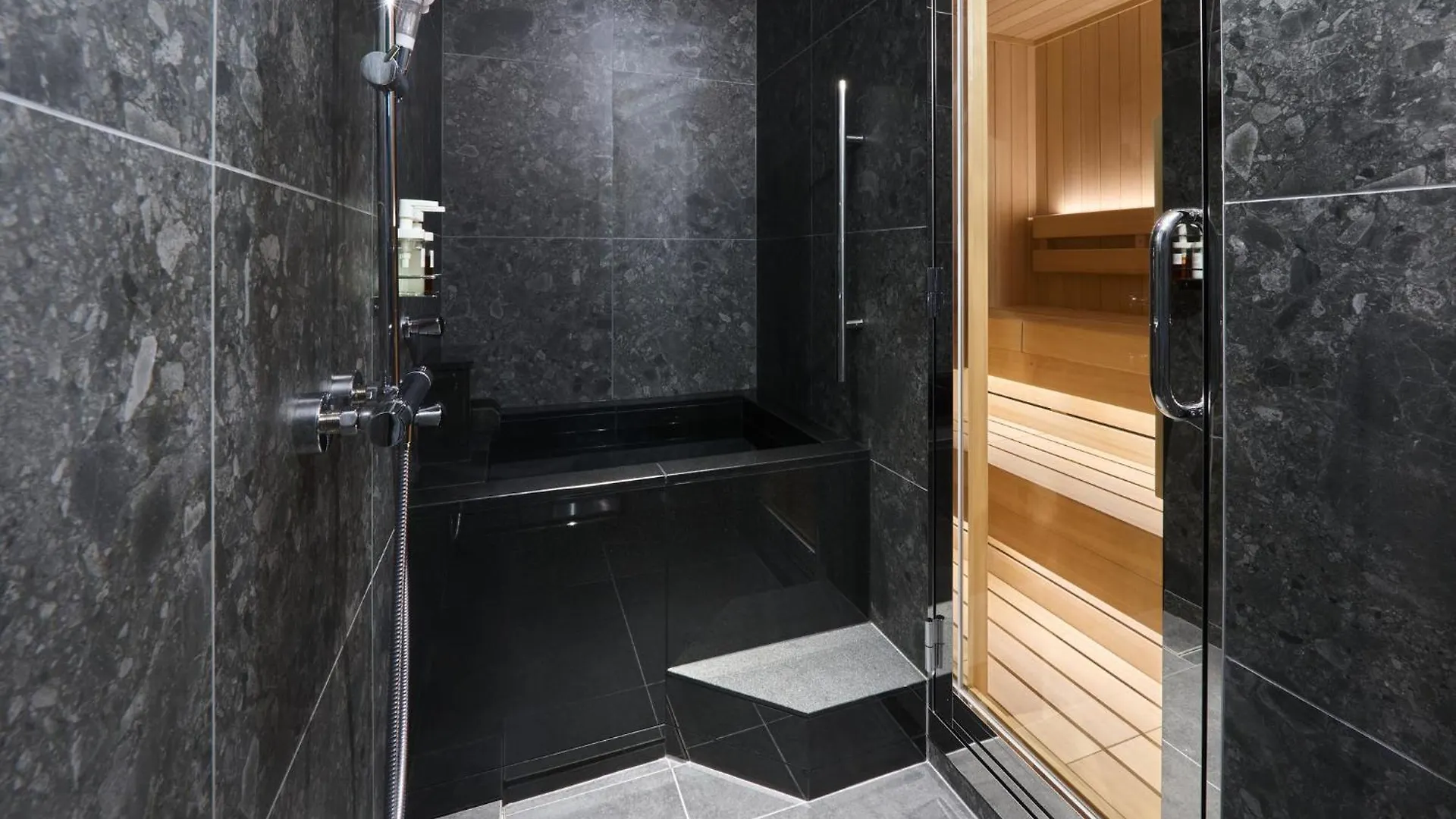 **** Hotel Villa Fontaine Grand Osaka Umeda Japan