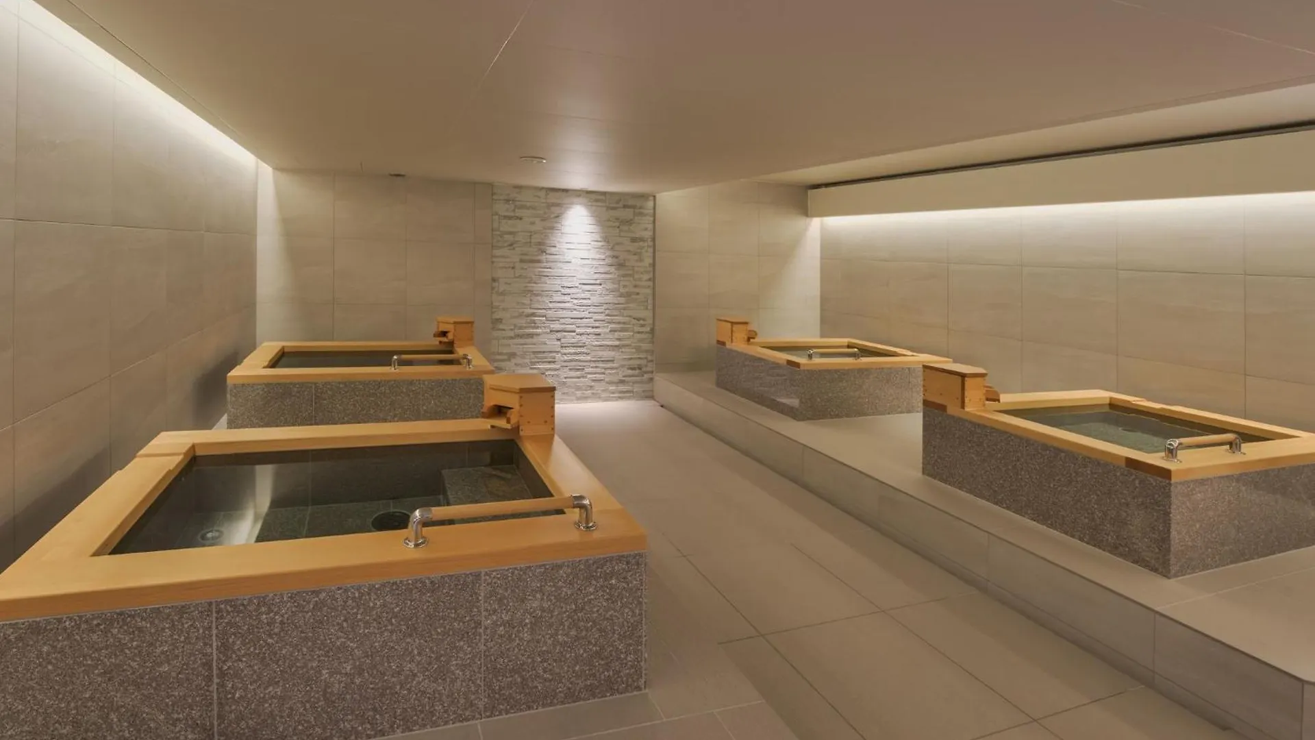 **** Отель Villa Fontaine Grand Osaka Umeda Япония
